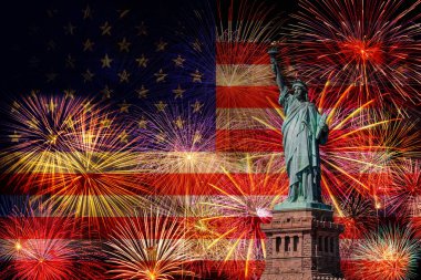 Çok Renkli Havai Fişek üzerinde Özgürlük Heykeli Amerika Birleşik Devlet Abd bayrak arka plan, 4 Temmuz ve Bağımsızlık günü kavramı ile kutlayın
