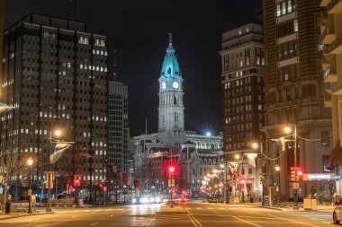 Gece saatlerinde Philadelphia cityscape nehir tarafında Sahne, Abd şehir silueti, Mimari ve turistik kavramı ile bina