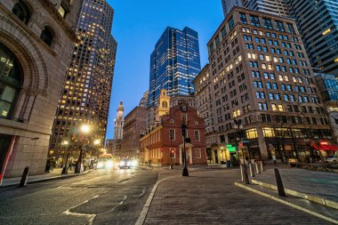 Boston Old State House sahne Massachusetts ABD, mimari ve turist konsepti ile bina Twilight Time