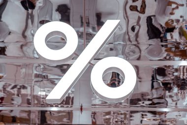 BANGKOK, THAILAND - 14 Haziran 2020: Bangkok, Tayland 'daki ikon siam mağazasının önündeki% 0 ikon kahve dükkanı