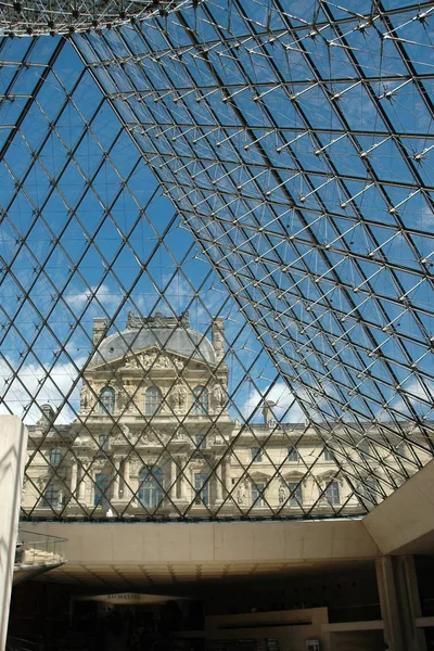 Paris Frankreich August 2006 Eingangsbereich Des Louvre Museums Durch Moderne — Stockfoto