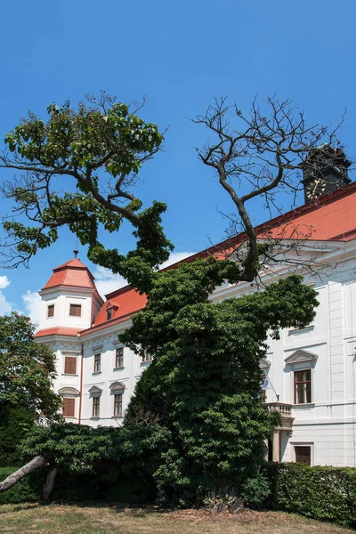 Holesov Tschechische Republik Juni 2018 Schlosspark Des Frühbarocken Schlosses Holesov — Stockfoto