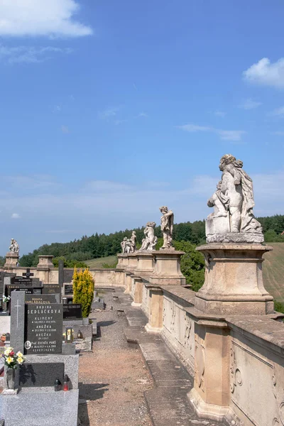 Strilky République Tchèque Juin 2018 Statues Cimetière Baroque Unique Village — Photo