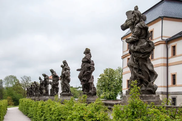 Kuks República Checa Mayo 2019 Una Serie Estatuas Del Destacado — Foto de Stock