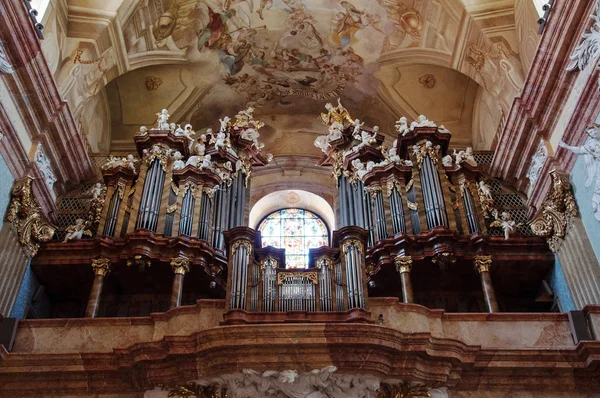 Veicolo Repubblica Ceca Giugno 2019 Organo Nella Basilica Dell Assunzione — Foto Stock