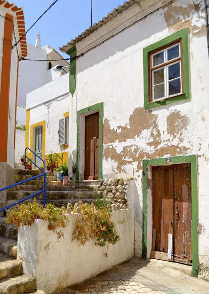 Janelas Coloridas Portas Portugal Casas Paredes Brancas — Fotografia de Stock