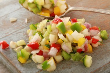 doğranmış karışık sebze ratatouille için