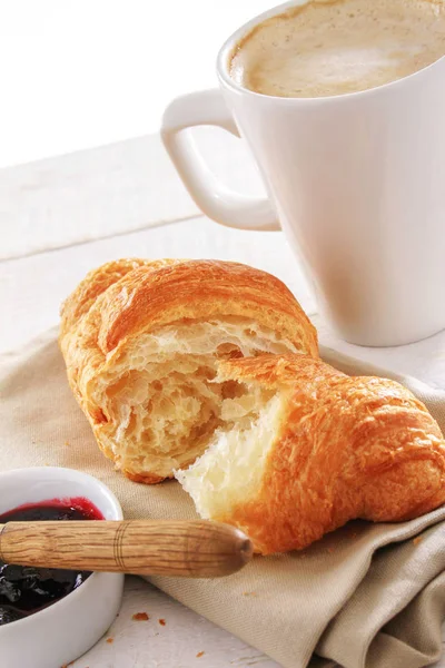 Café Manhã Croissant Cozido Forno Fresco — Fotografia de Stock