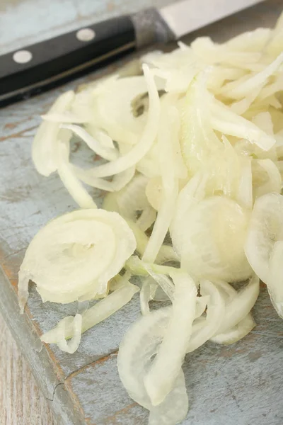 Preparazione Onios Pelati Sfondo Legno — Foto Stock