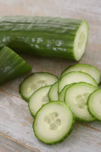 Rebanar Pepino Fresco Ensalada — Foto de Stock