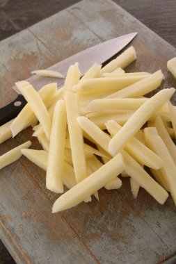 hazırlanan ham yontma patates 