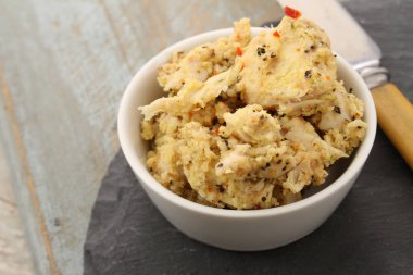 tavuk limon biber sandviç dolum