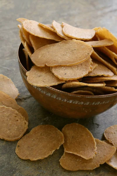 pişmemiş lezzetli karides kraker