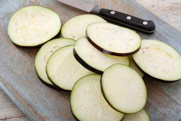 Färsk Aubergine Äggplanta — Stockfoto