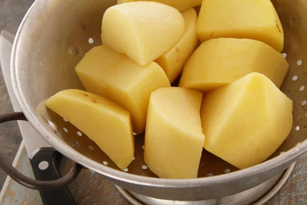Preparación Patatas Frescas Peladas — Foto de Stock