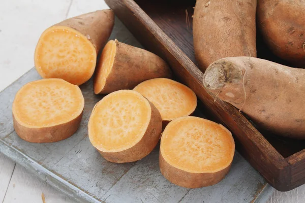 Preparing Fresh Uncooked Potatoes — Stock Photo, Image