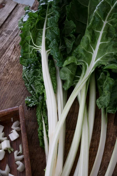 Bereiden Van Verse Snijbiet Tafel — Stockfoto