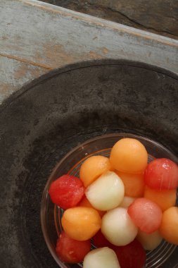 taze kavun topları hazırlanıyor