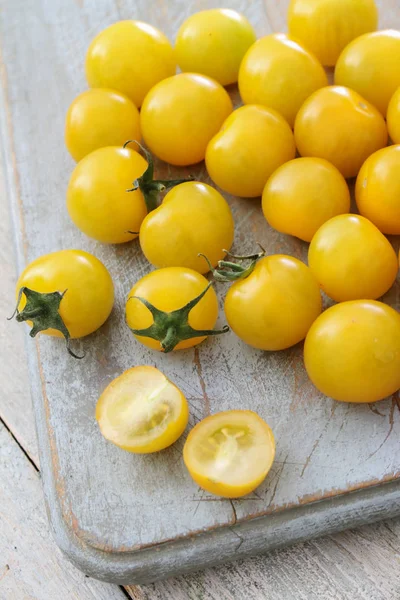 Ντομάτες Ώριμες Κίτρινο Κληρονομιάς — Φωτογραφία Αρχείου