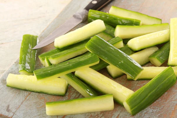 Förbereda Zucchini Batonger Bordet — Stockfoto