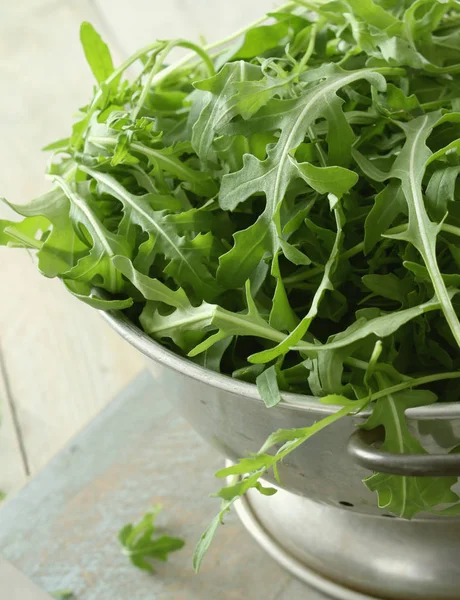 Foglie Insalata Fresca Sul Tavolo — Foto Stock