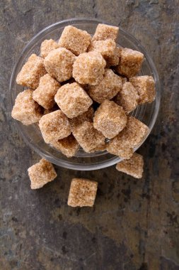 rustik şeker topaklar kabın içinde