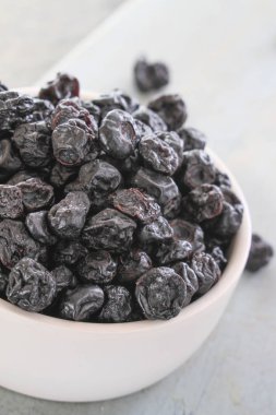 kasede taze yaban mersini hazırlanması