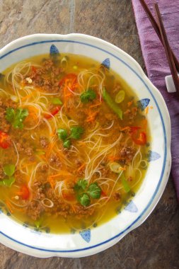 Geleneksel Çince Yuk toplamı yuk toplamı şehriye çorba