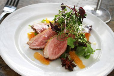 pan kızarmış ördek yemek gurme kaplama