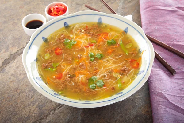 Caldo Fideos Suma Yuk Chino Tradicional — Foto de Stock