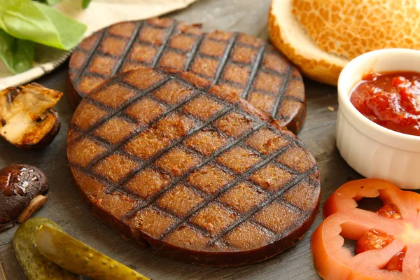 Förberedda Vegan Seitan Burger Måltid — Stockfoto