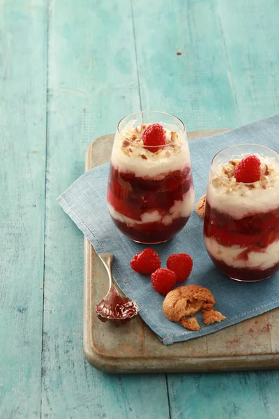 Himbeerfrucht Dessert — Stockfoto