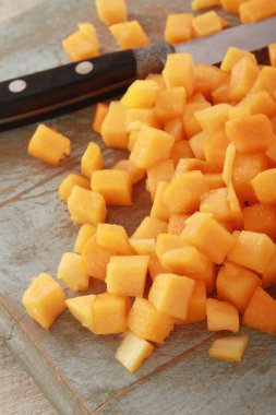 taze sağlıklı butternut hazırlanıyor