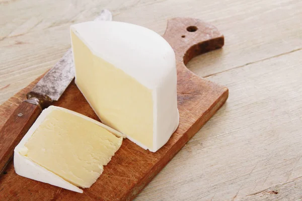 Παραδοσιακό Τυρί Κερωμένο Γουένσλυντέηλ — Φωτογραφία Αρχείου