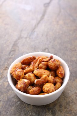 caramelised karışık somun aperatifler aromalı