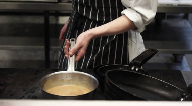 soba üzerinde et pişirme