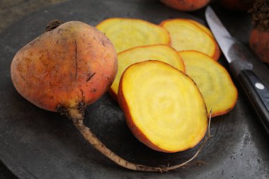 taze sağlıklı beetroots hazırlanıyor