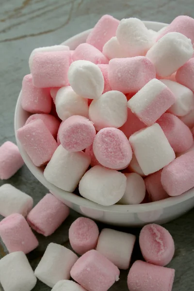 Marsh Mallow Candies Table — Stock Photo, Image