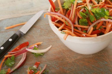 kızarmış sebze heyecan hazırlanıyor