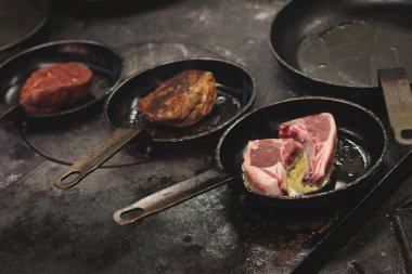 soba üzerinde et pişirme