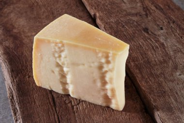 tam yağlı sert peynir