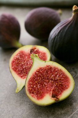 taze sağlıklı olgunlaşmış incir 