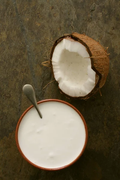 Cocco Fresco Con Latte — Foto Stock