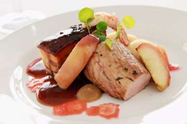 taze domuz eti yemek kaplama