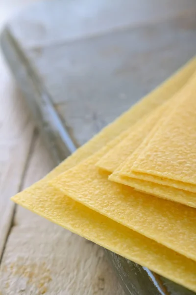 Pasta Fresca Sin Cocer Sobre Mesa — Foto de Stock