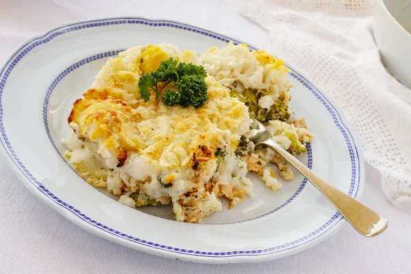 Plated Fresh Fish Meal — Stock Photo, Image