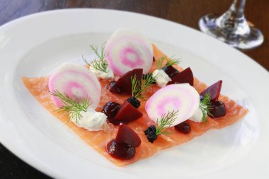 füme somon meze starter