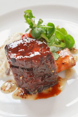 kaplama Dana kaburga yemek