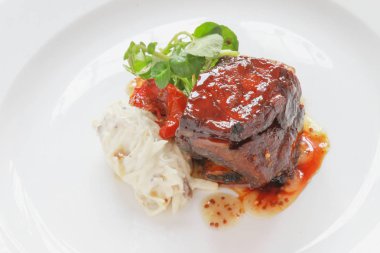 kaplama Dana kaburga yemek