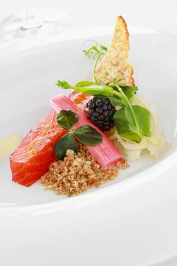 füme somon meze starter